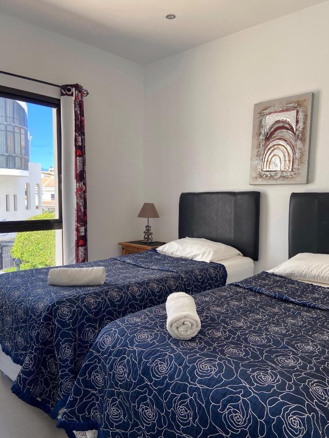 1 Bed Los Cristianos Near The Bus Station Arona  Kültér fotó
