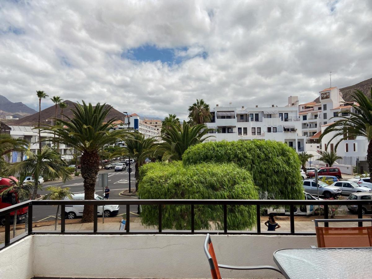 1 Bed Los Cristianos Near The Bus Station Arona  Kültér fotó