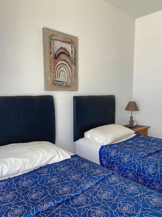 1 Bed Los Cristianos Near The Bus Station Arona  Kültér fotó