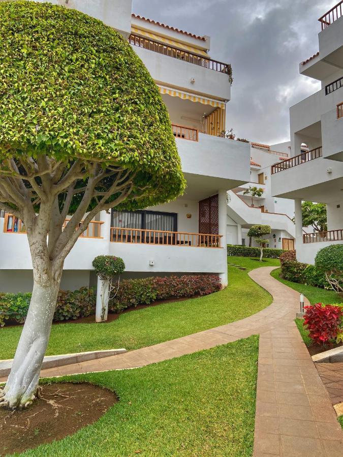 1 Bed Los Cristianos Near The Bus Station Arona  Kültér fotó