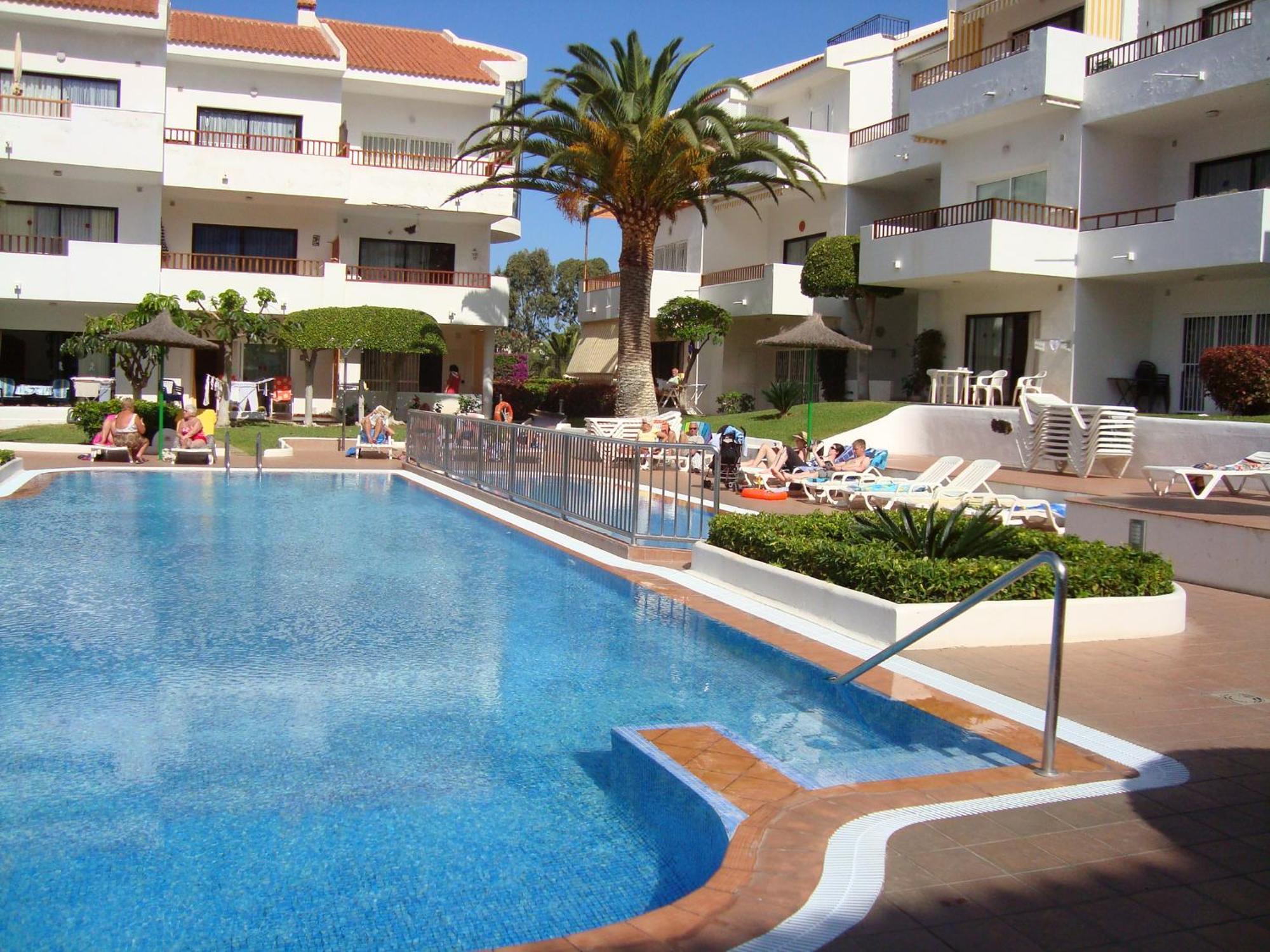 1 Bed Los Cristianos Near The Bus Station Arona  Kültér fotó
