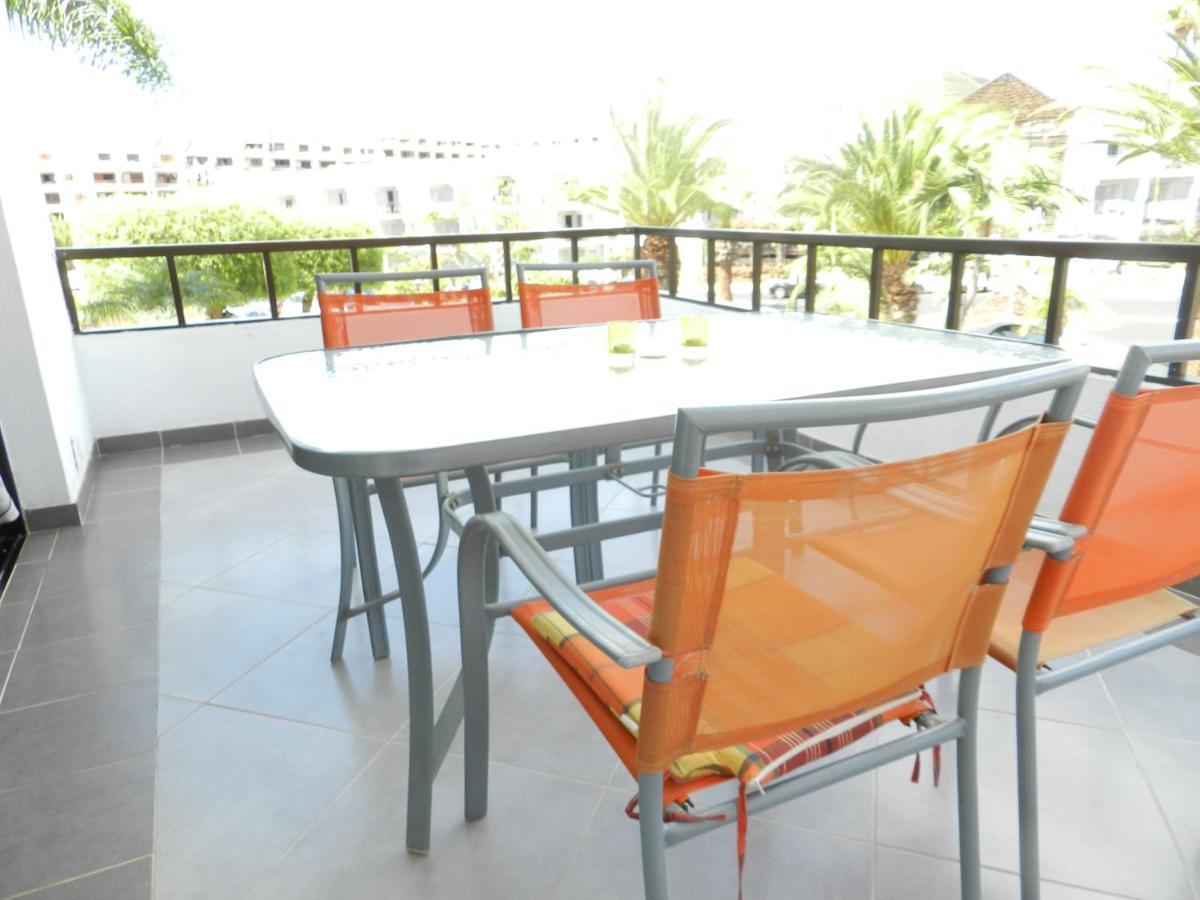 1 Bed Los Cristianos Near The Bus Station Arona  Kültér fotó